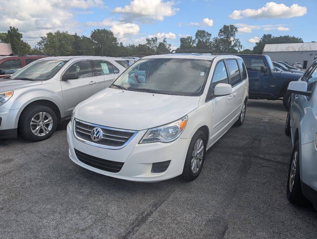 2012 VOLKSWAGEN Routan