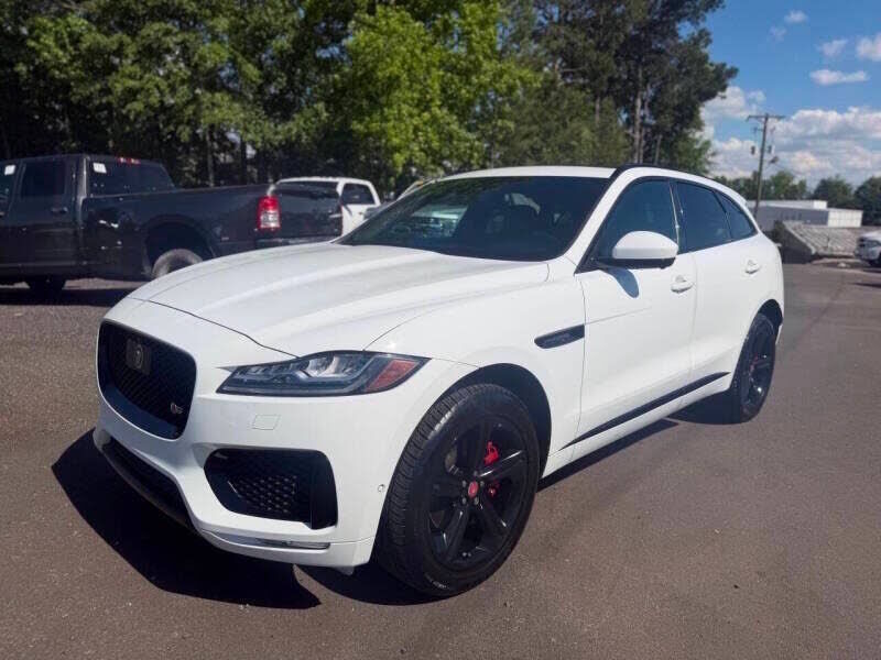 2018 JAGUAR F-Pace