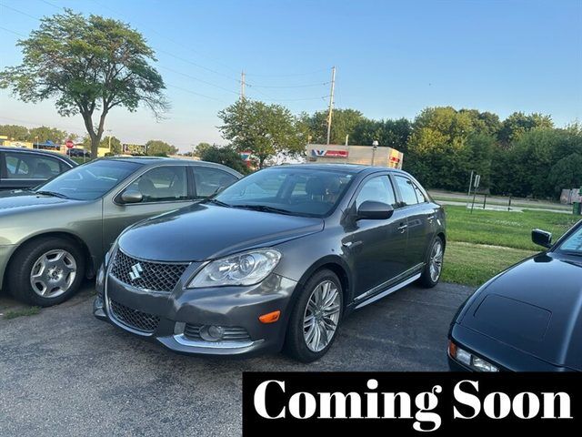 2011 SUZUKI Kizashi