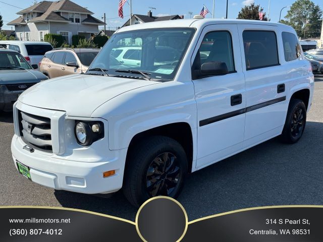 2015 AM GENERAL MV-1