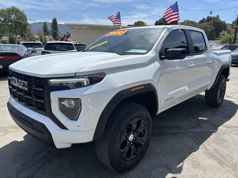 2024 GMC Canyon