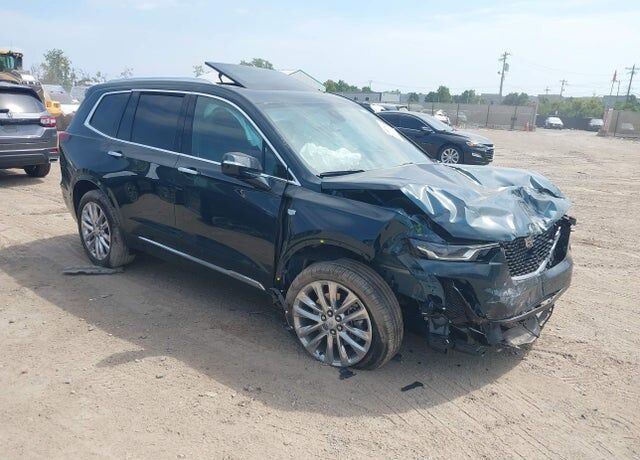 2025 CADILLAC XT6