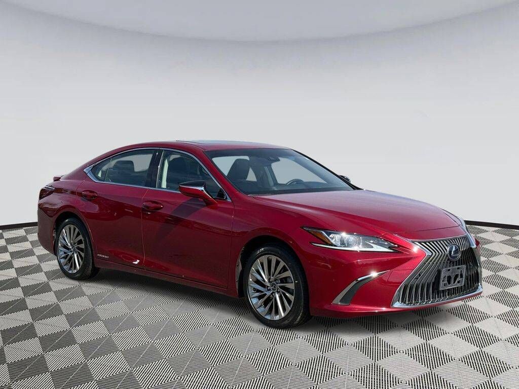 2019 LEXUS ES