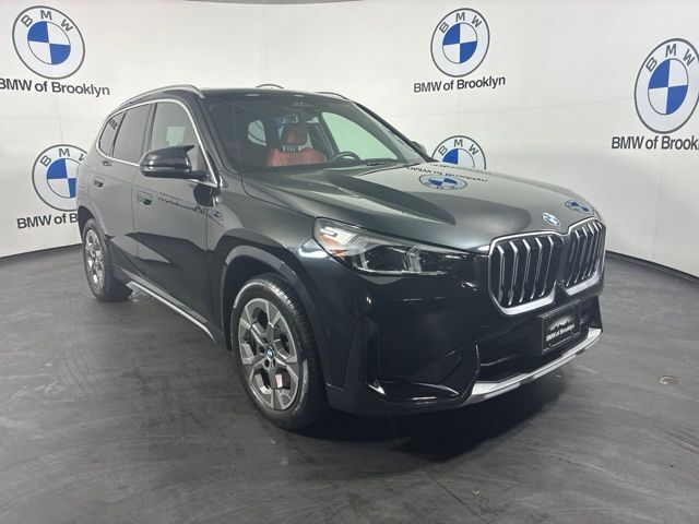 2023 BMW X1