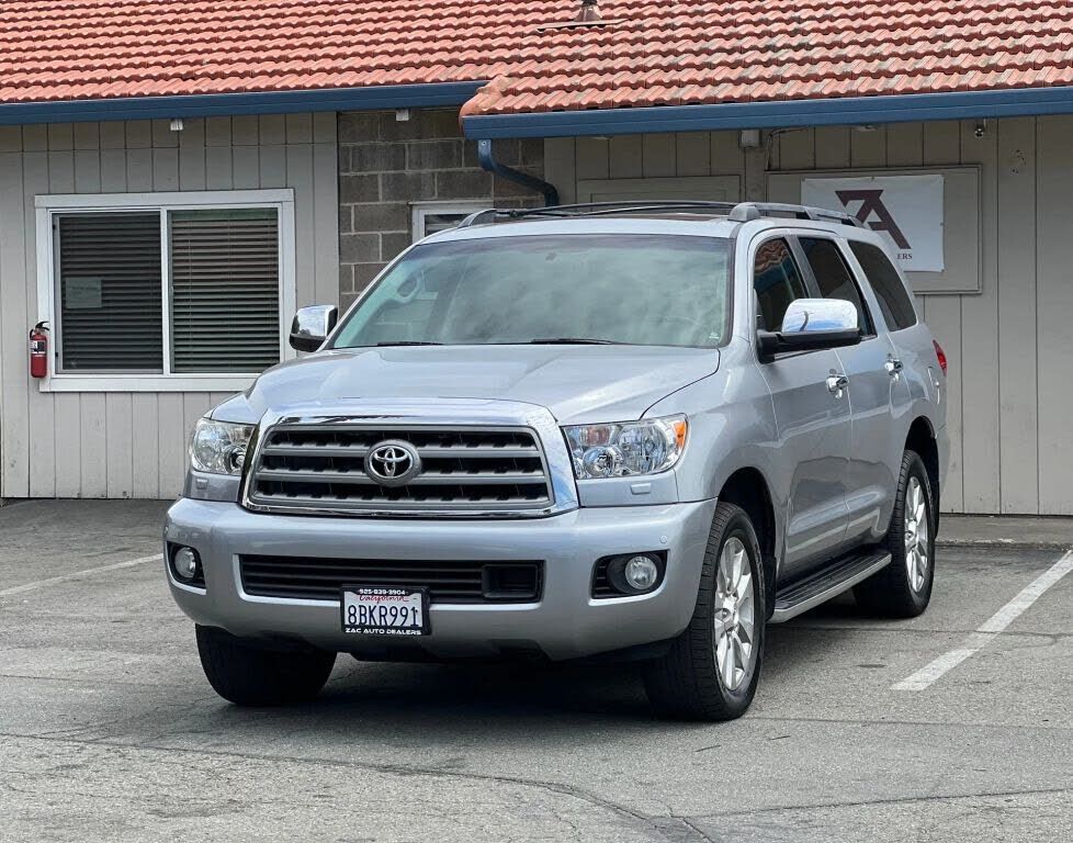2016 TOYOTA Sequoia