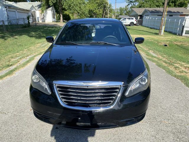 2013 CHRYSLER 200
