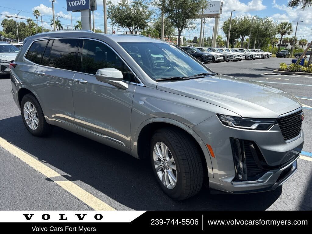 2025 CADILLAC XT6
