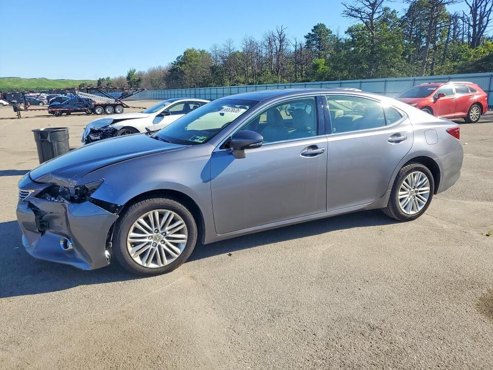 2015 LEXUS ES