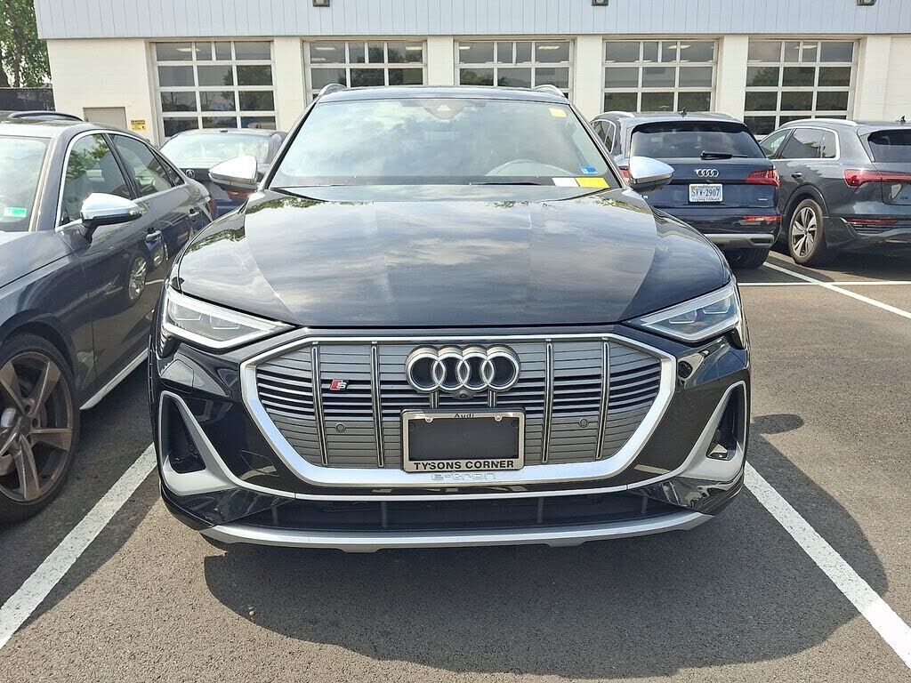 2022 Audi e-tron