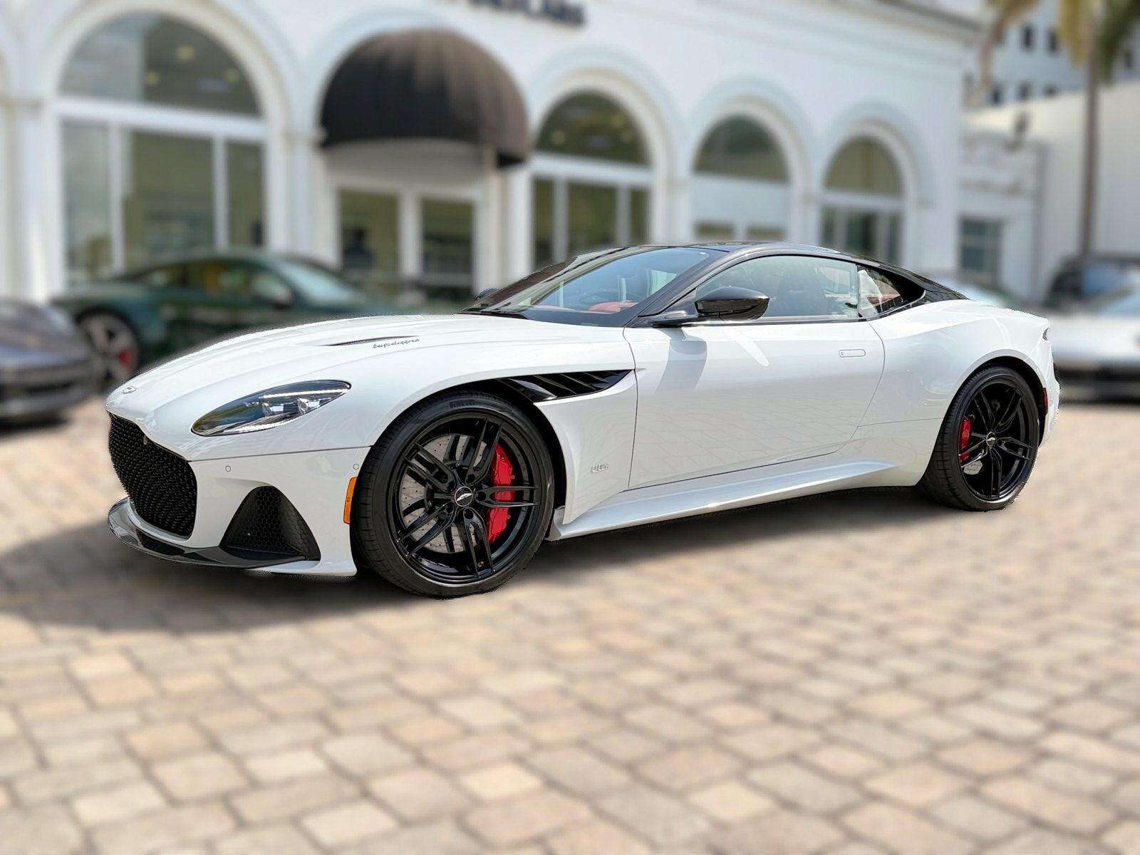 2020 ASTON MARTIN DBS