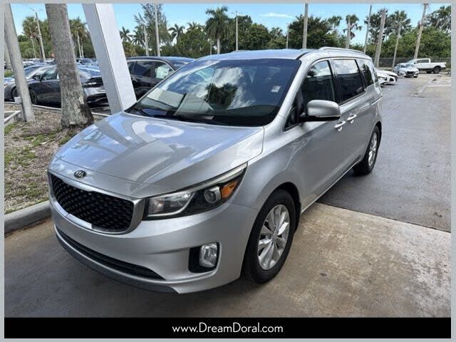 2015 KIA Sedona