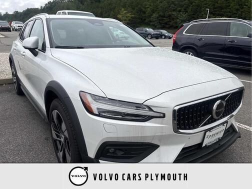 2026 VOLVO V60CC