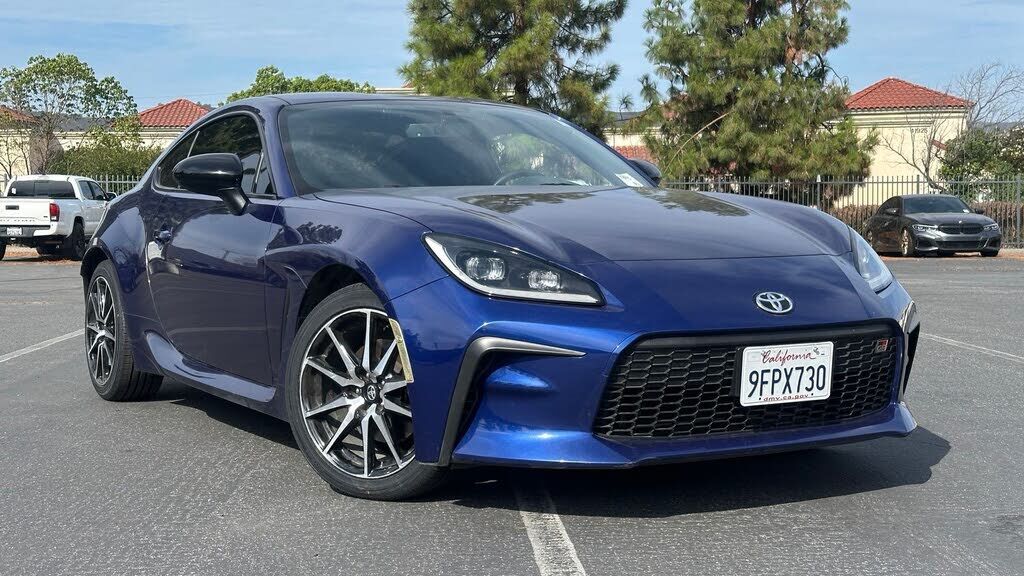 2023 TOYOTA GR86
