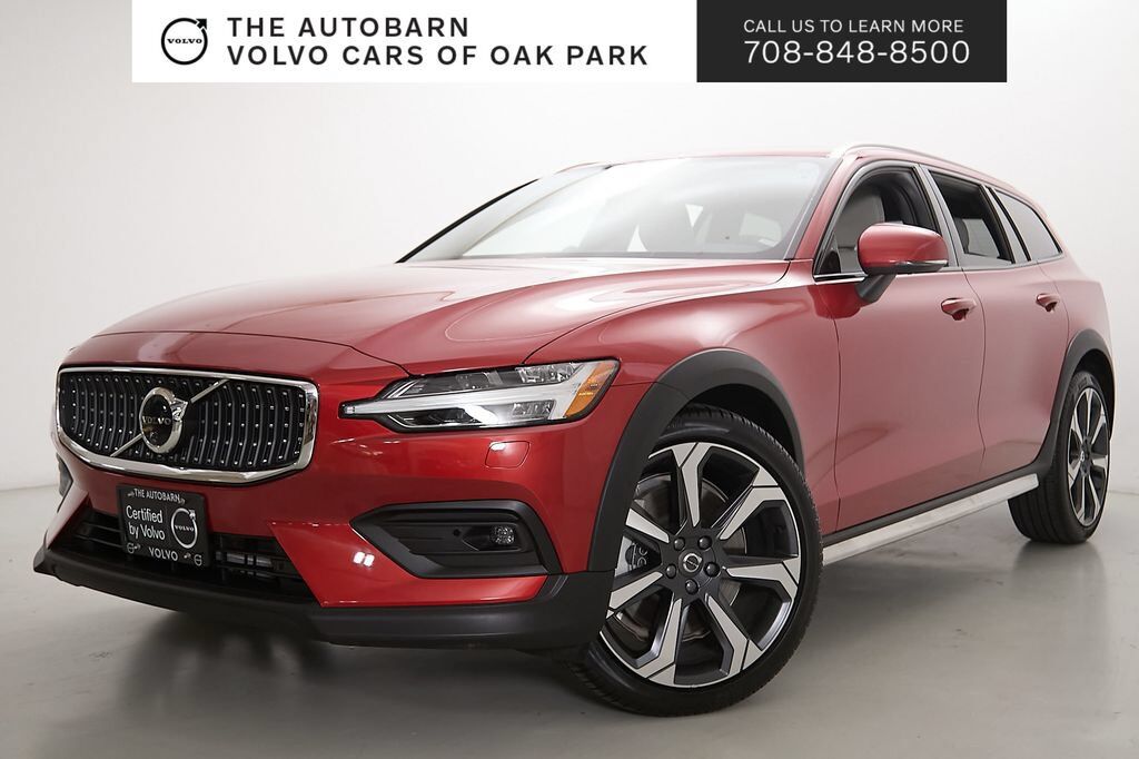 2024 VOLVO V60CC