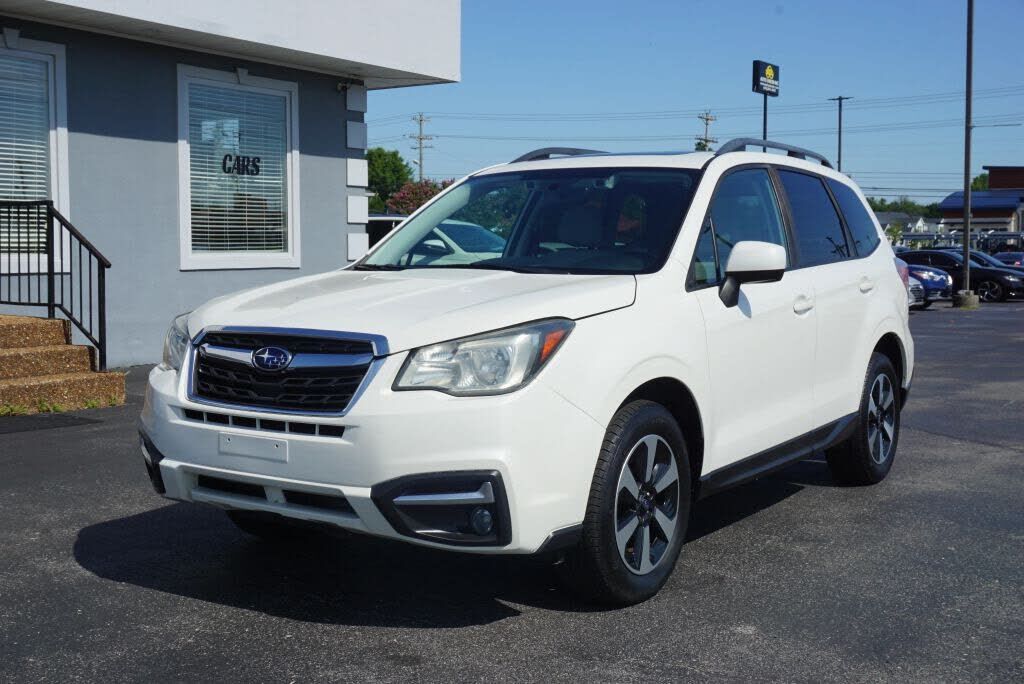 2017 SUBARU Forester