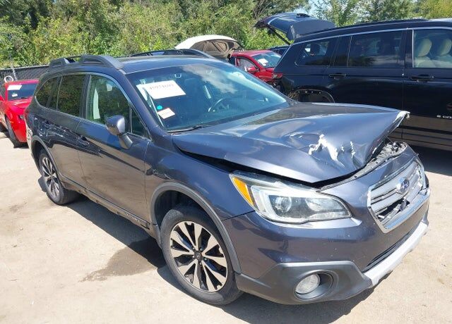 2015 SUBARU Outback