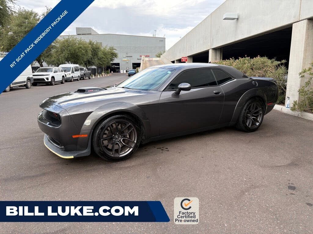 2021 DODGE Challenger