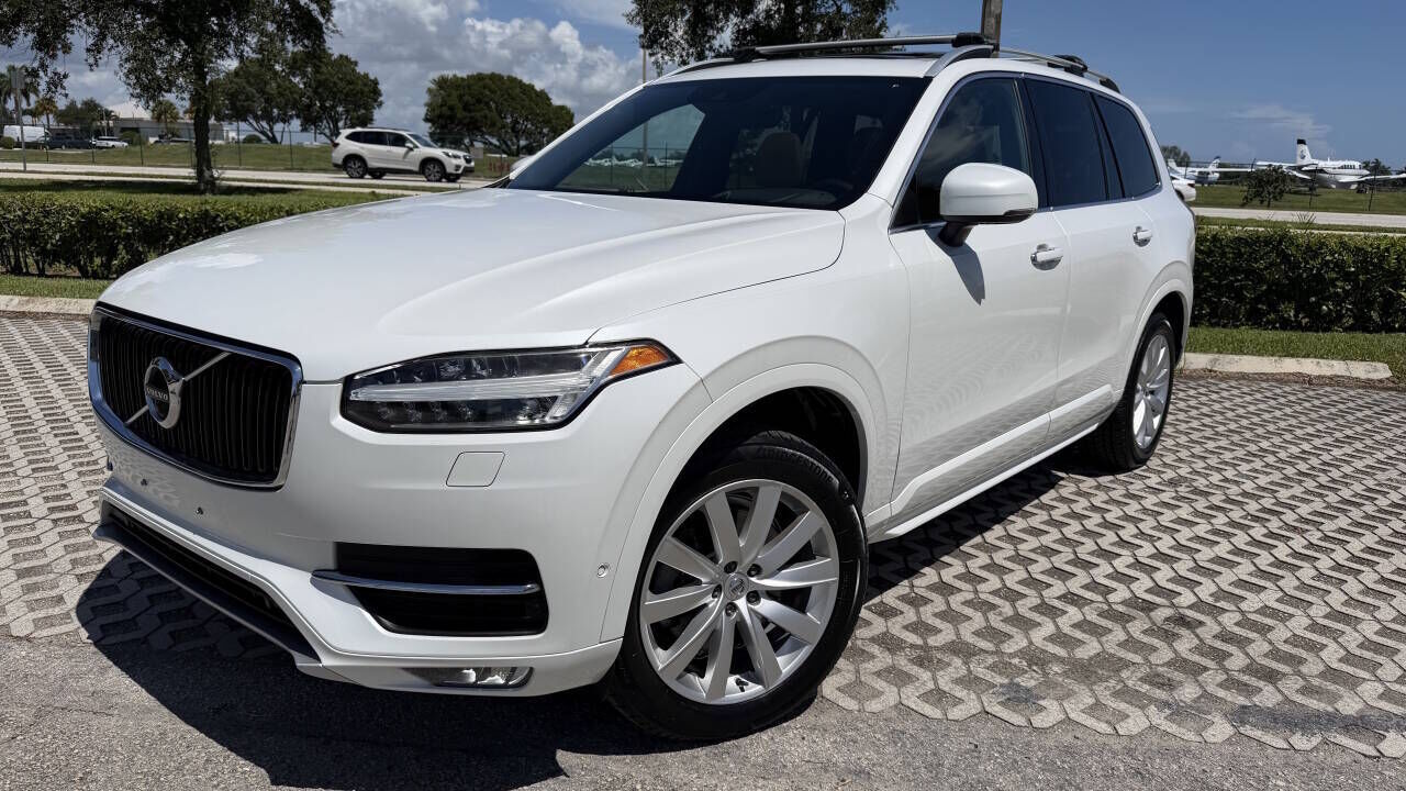 2016 VOLVO XC90