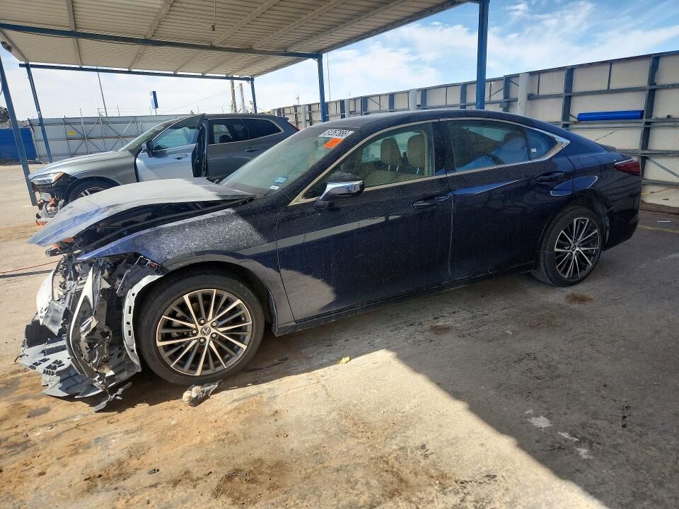 2022 LEXUS ES