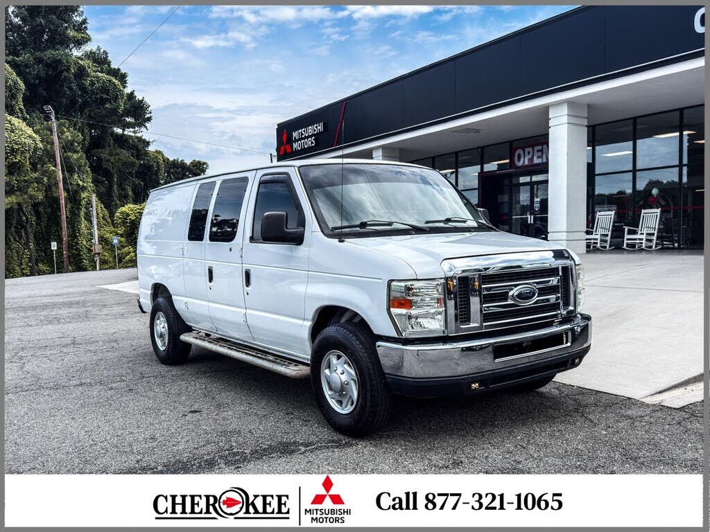 2013 FORD E-250