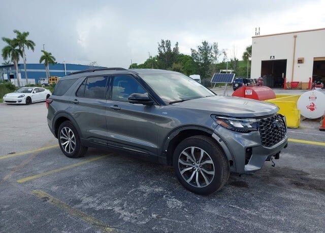 2025 FORD Explorer