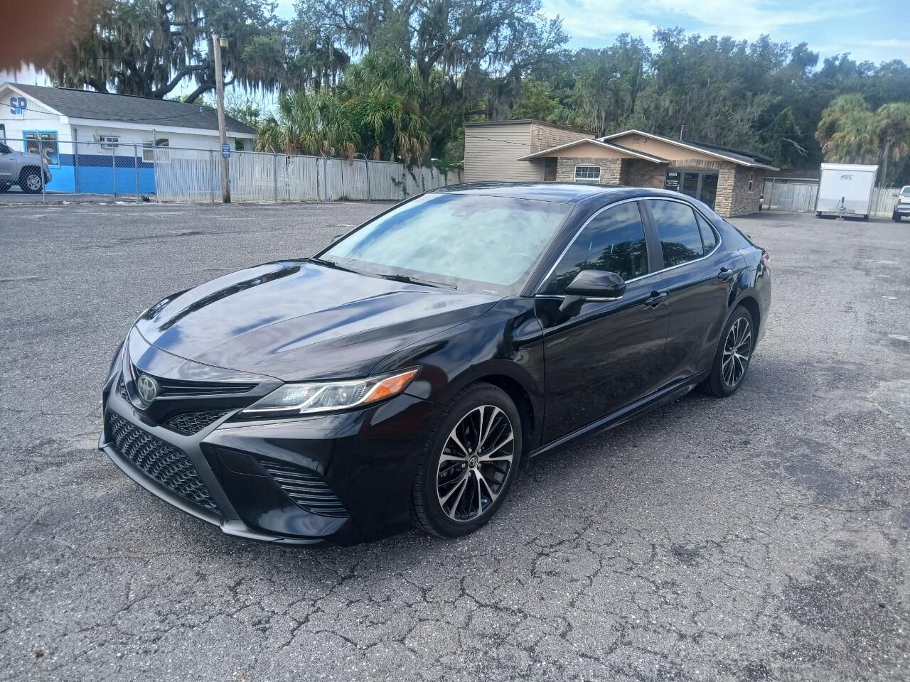 2018 TOYOTA Camry