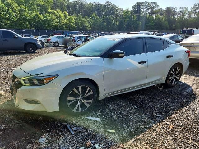 2016 NISSAN Maxima