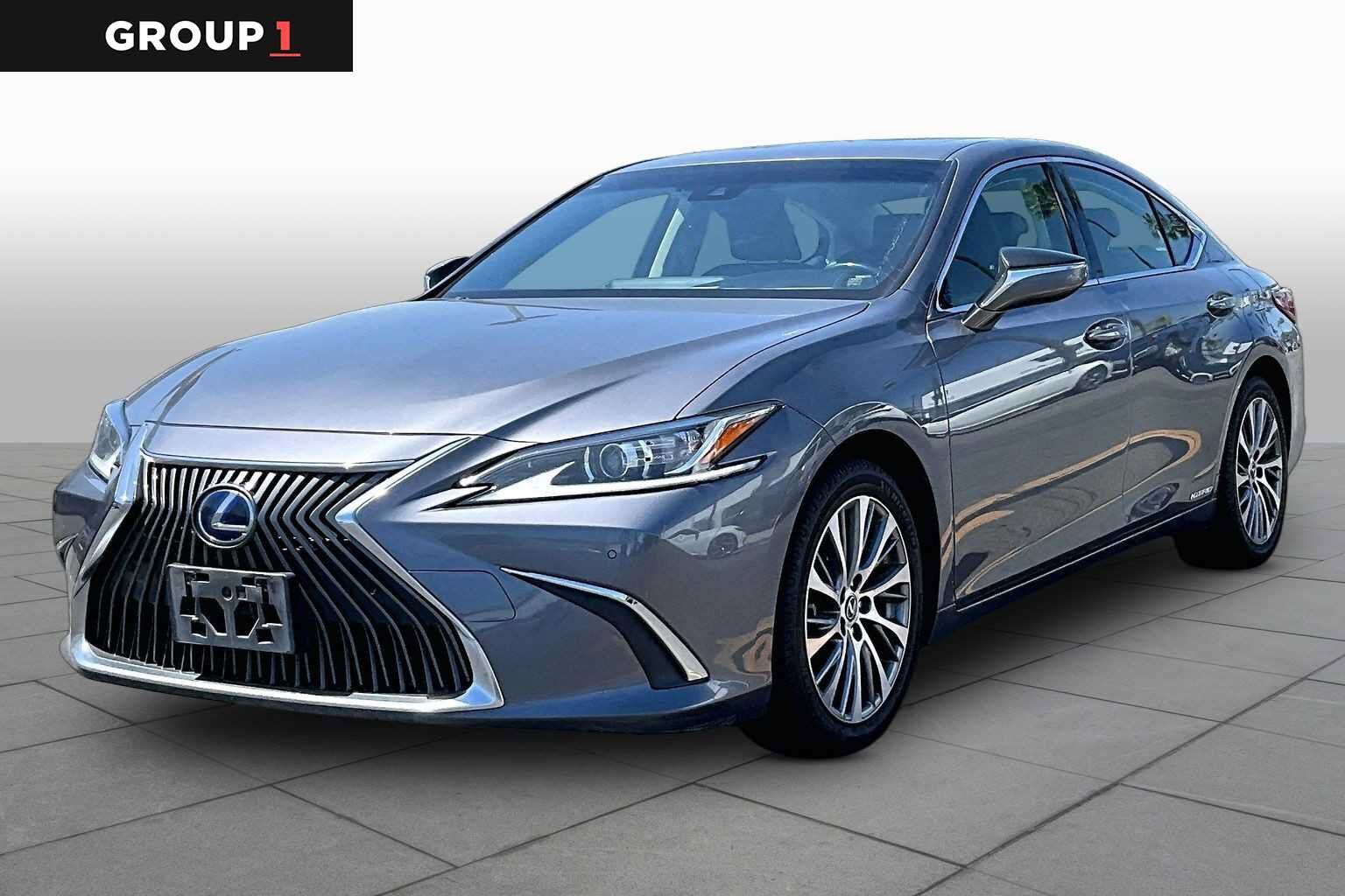 2019 LEXUS ES