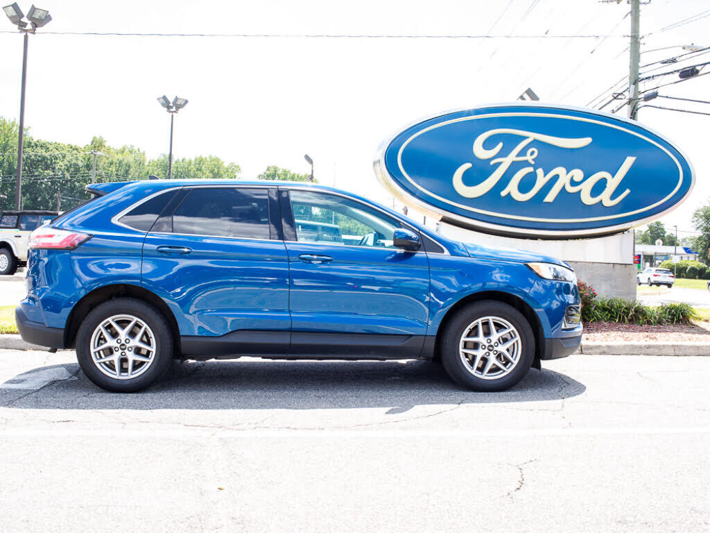 2023 FORD Edge