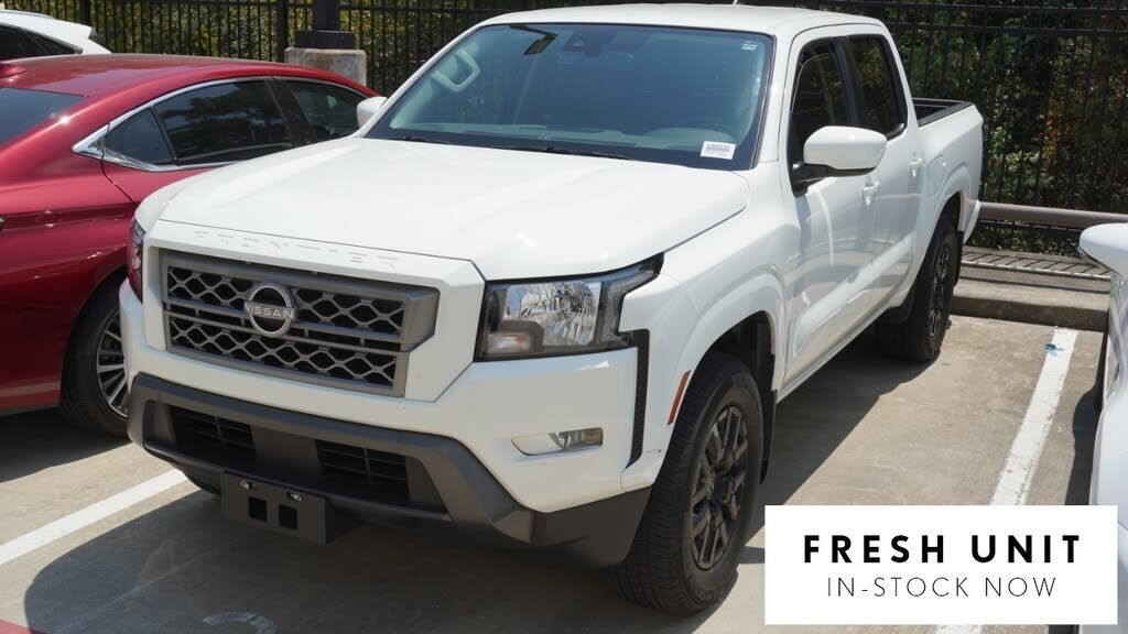 2024 NISSAN Frontier