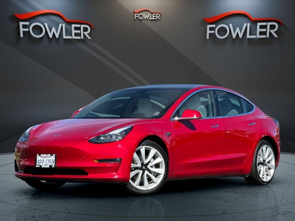 2020 TESLA Model 3
