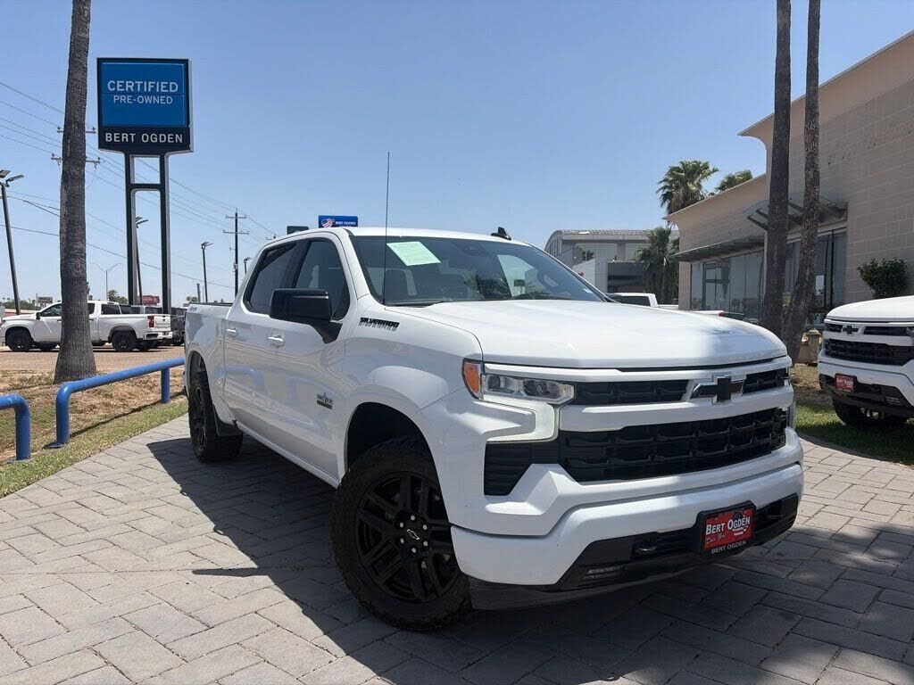 2024 CHEVROLET Silverado