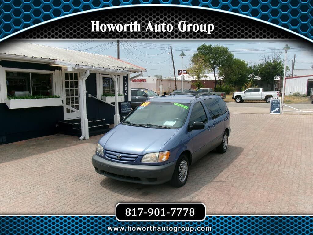 2003 TOYOTA Sienna