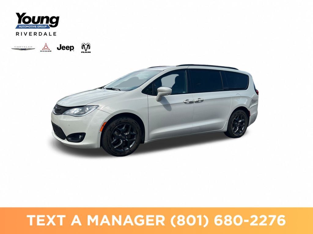 2019 CHRYSLER Pacifica