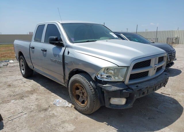 2012 DODGE Ram