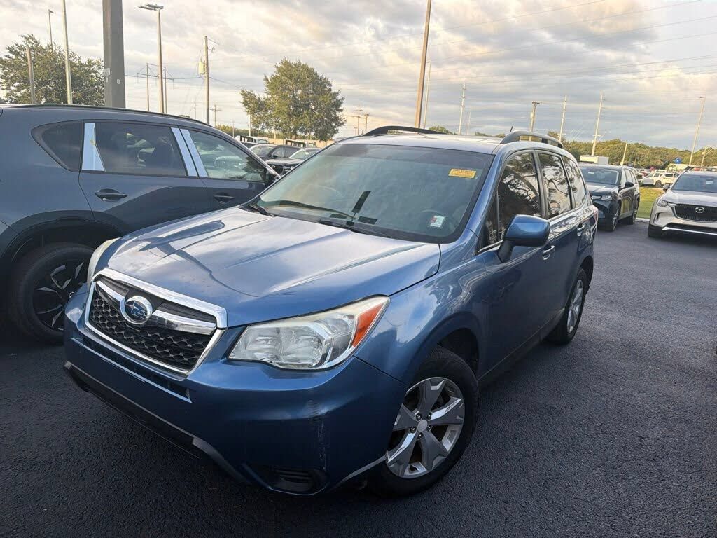 2015 SUBARU Forester