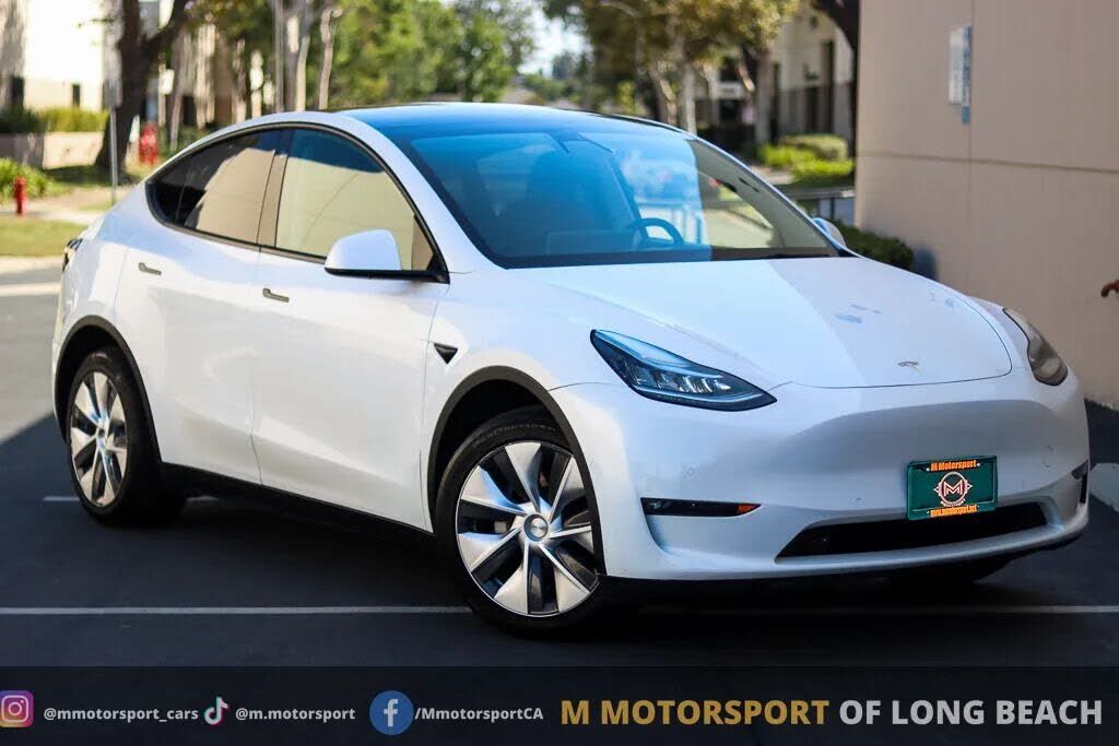2021 TESLA Model Y