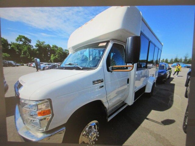 2014 FORD E-350