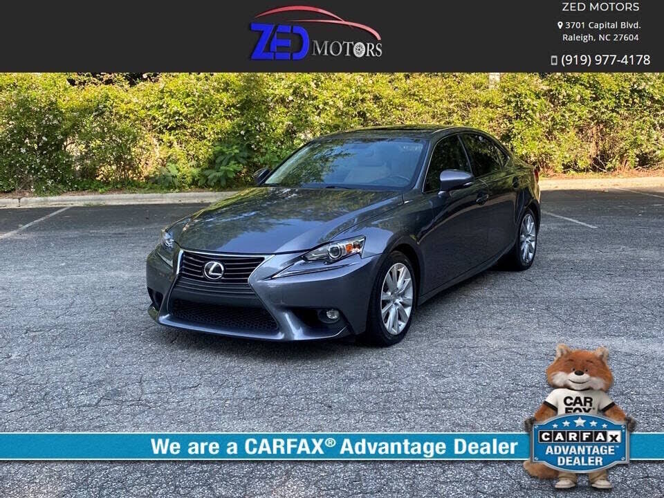 2016 LEXUS IS