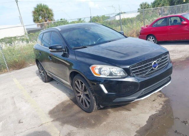 2015 VOLVO XC60