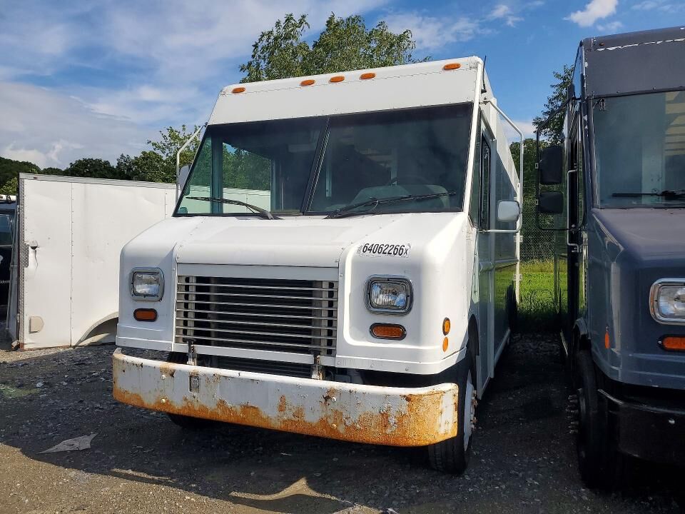 2007 FREIGHTLINER MT 45 Chassis