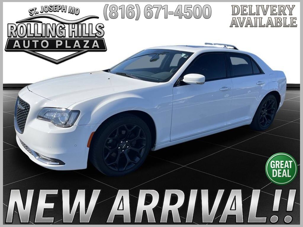 2019 CHRYSLER 300