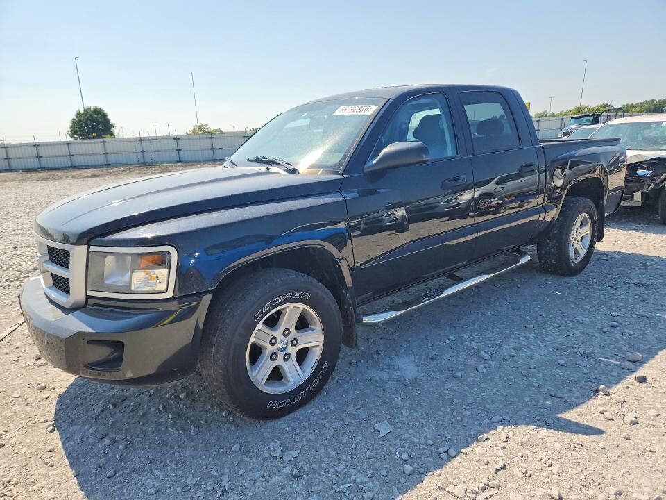 2011 DODGE Dakota