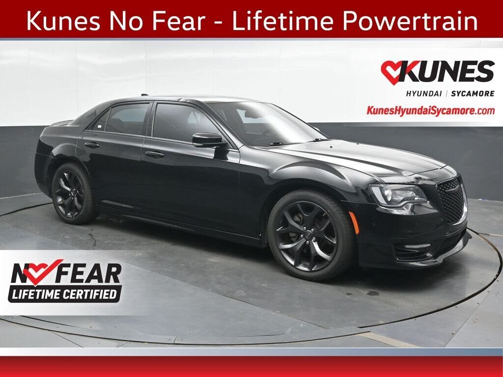 2022 CHRYSLER 300
