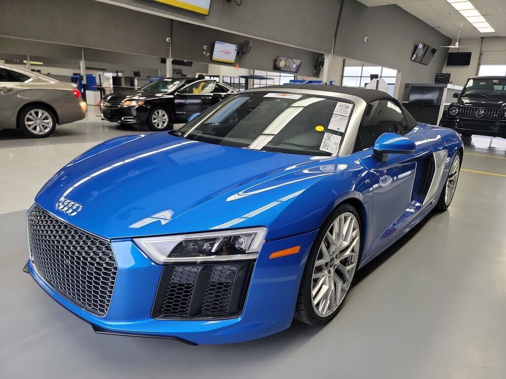 2018 AUDI R8