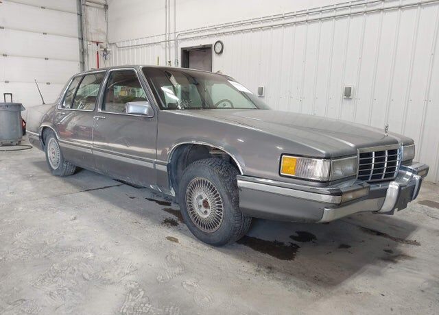 1993 CADILLAC Deville