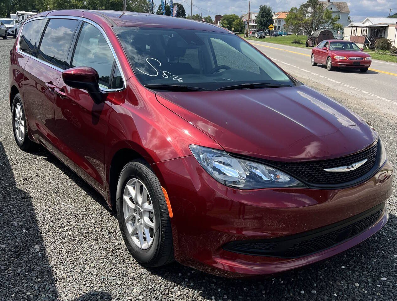 2023 CHRYSLER Voyager