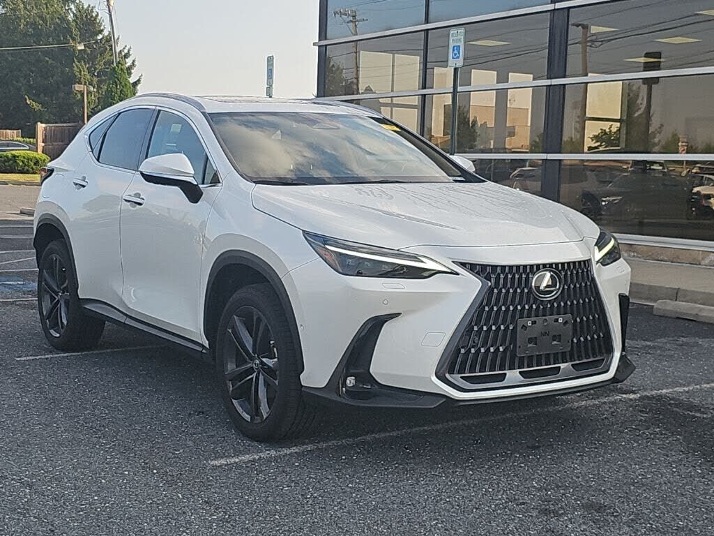 2025 LEXUS NX