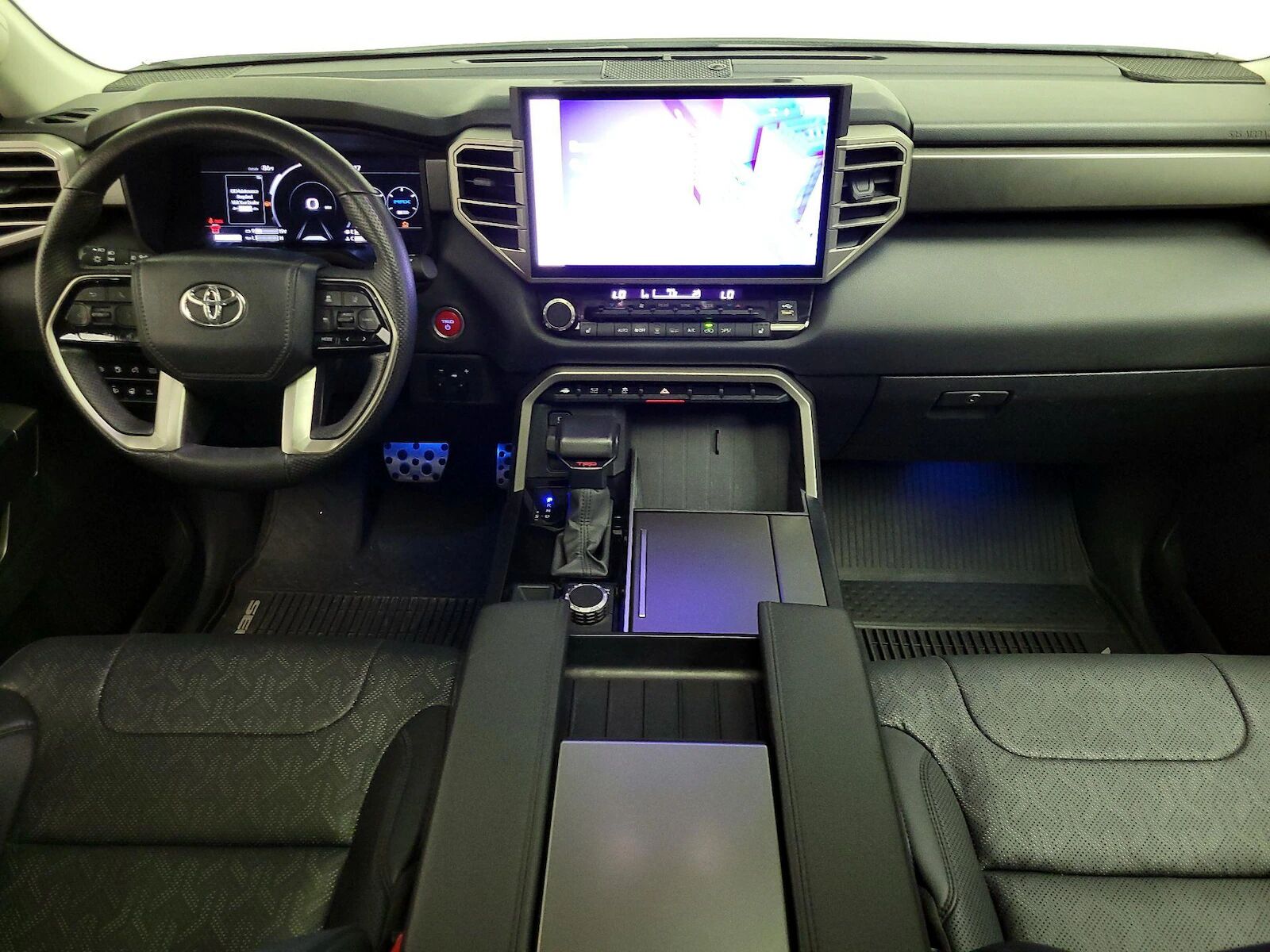 2024 TOYOTA Sequoia
