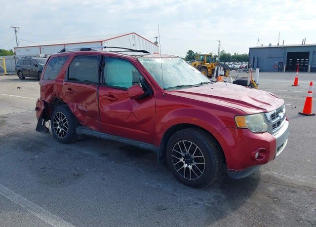 2011 FORD Escape
